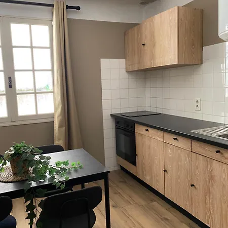 Apartment Avec Terrasse 3 Personnes Via Romana La Romaine *